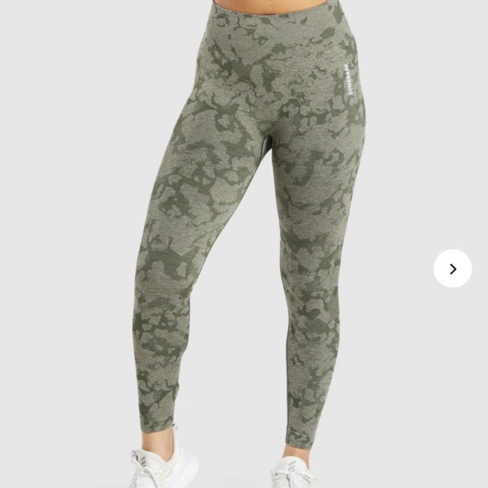 Gymshark Adapt camo green seamless legging size medium